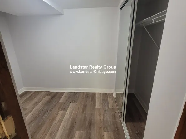4828.5 W Addison St, Chicago, IL