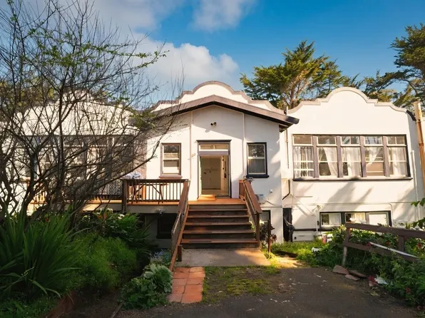 496 6th St, Montara, CA 94037