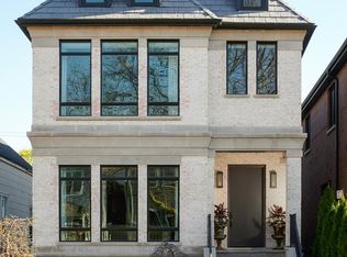 2031 W Fletcher St, Chicago, IL 60613