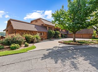 1460 Apple Alley St, Bartlesville, OK 74003