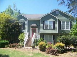 369 Spring Falls Dr, Lawrenceville, GA 30045