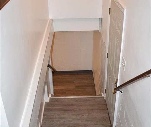 5th image of 221 Beechwood St APT C