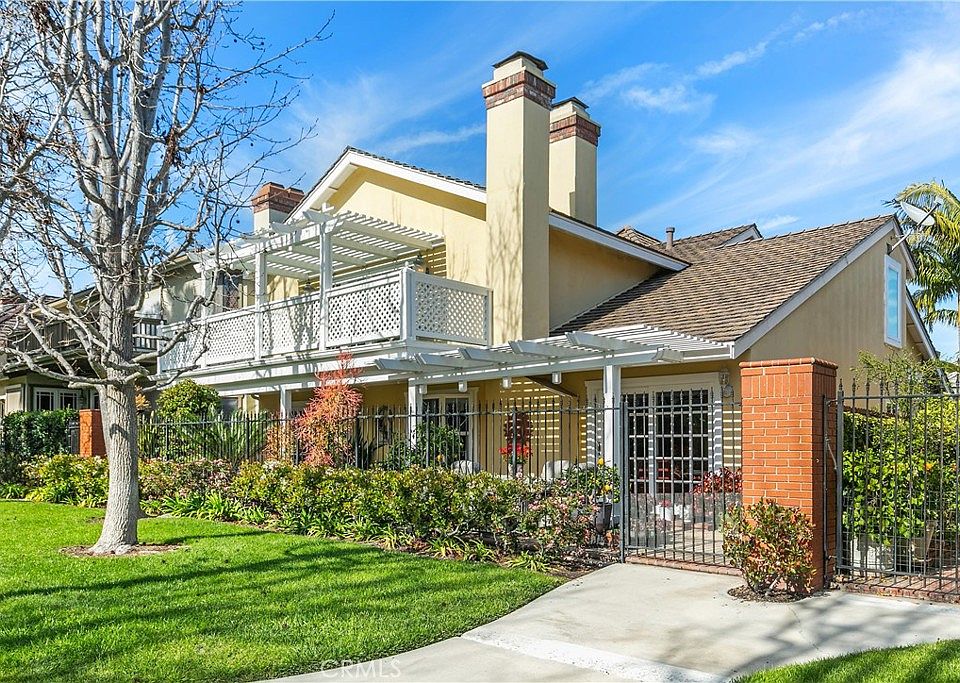 1st image of 6224 Malaga Ct
