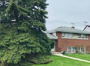 6644 N Avers Ave, Lincolnwood, IL 60712