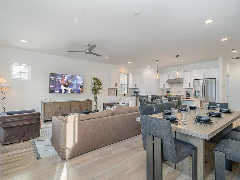 1701 Lischey Ave — Photo 11
