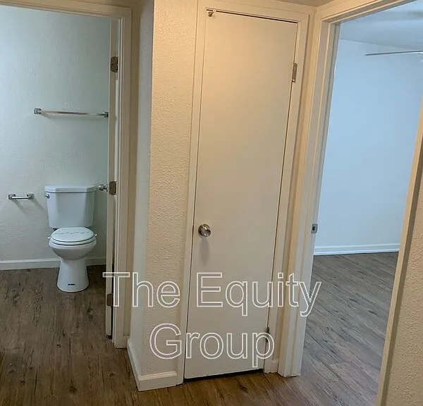 3912 W Meadow Ave — Photo 11