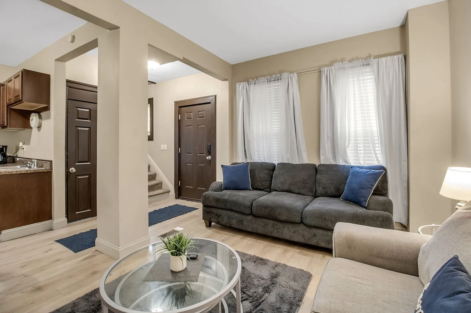 2 bed, 2.0 bath, 1097 sqft, $2,977 — Photo 1