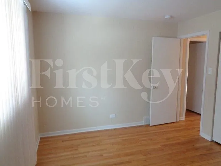 14812 Ellis Ave — Photo 13