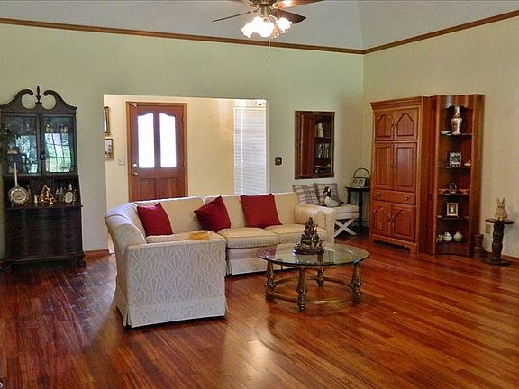 2nd image of 1277 NW Frontier Dr