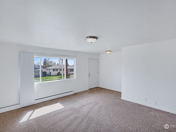5th image of 1207 / 1209 E Kiernan Ave