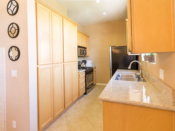 3rd image of 3651 S Jasmine Ave #206