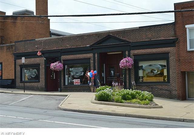 1st image of 105 Water St