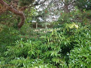 8615 46th Ave SW, Seattle, WA 98136