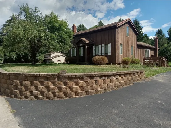 1634 Jackson Rd, Penfield, NY 14526