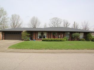 1690 Sunrise St, Martinsville, IN 46151