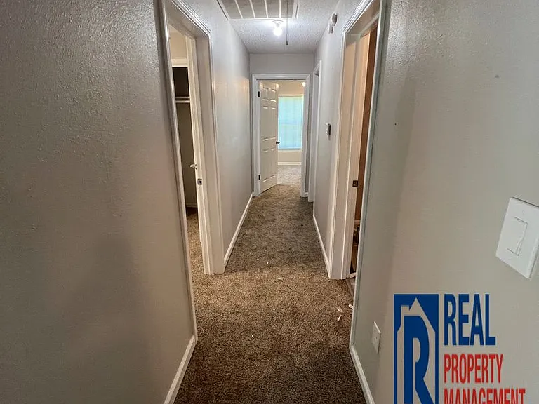 420 Graham Rd — Photo 4