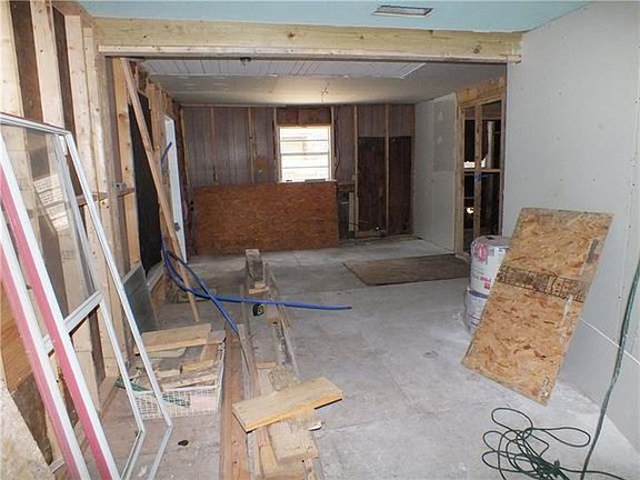 5th image of 408 N Pine St