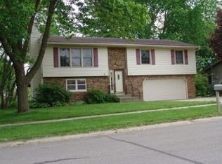 5711 26th Ave NW, Rochester, MN 55901