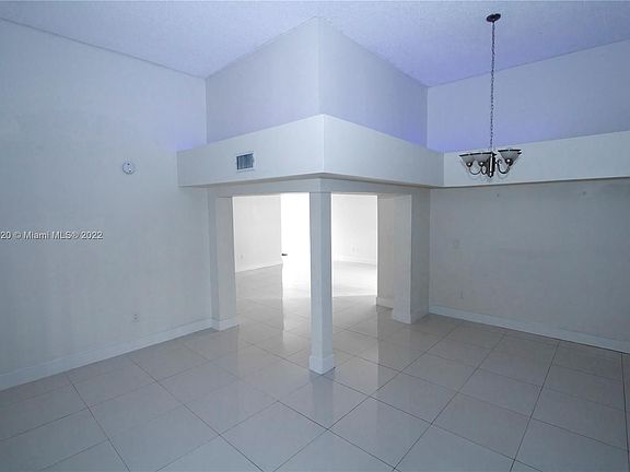 3rd image of 691 NW 122nd Ct