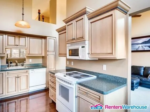 10458 Dupont Rd, Bloomington, MN 55431