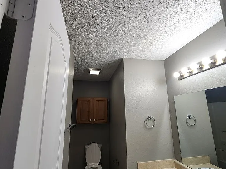 4221 Fletcher Dr — Photo 17