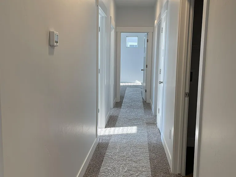 302 W 435 N #1-R-302 — Photo 21