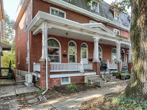 214 W Main St, Ephrata, PA 17522