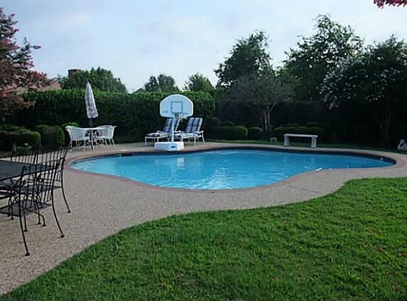 5th image of 144 Highland Meadow Cir