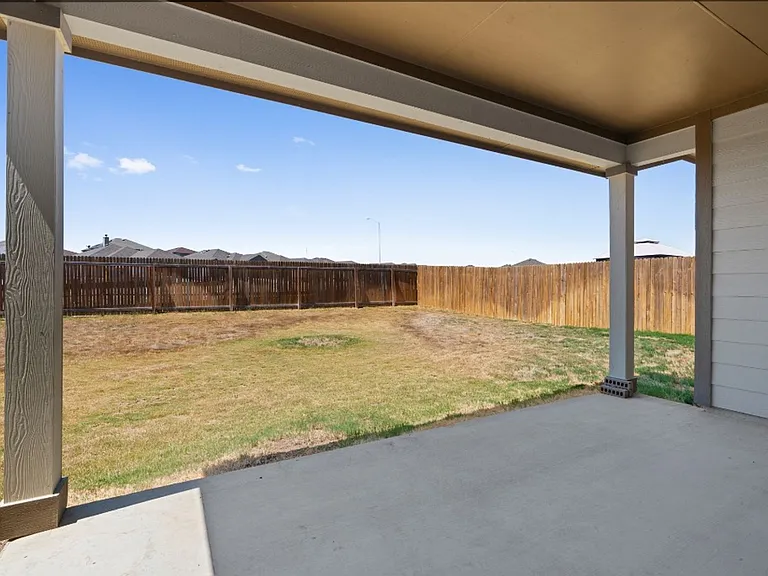 4044 Legend Mdws — Photo 24