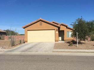 574 W Amber Hawk Ct, Green Valley, AZ 85614