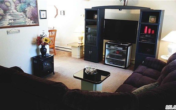 2nd image of 74 Pitchpine Pl
