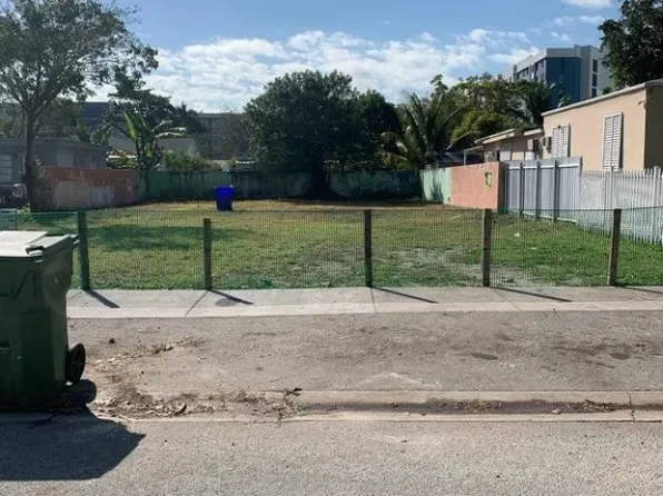 1784-86 NW 31st St, Miami, FL 33142