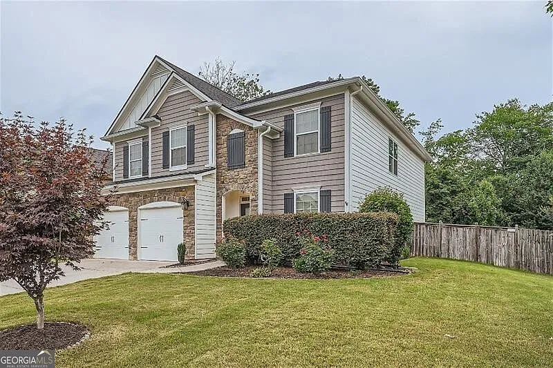 4 bed, 3.5 bath, 3155 sqft, $2,650 — Photo 2