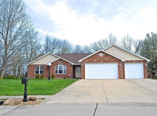 9 Jacob Ct, Troy, IL 62294