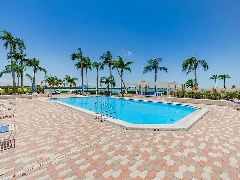 6295 Bahia Del Mar Cir #405 — Photo 18