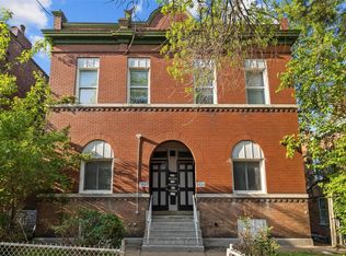 3135 Chippewa St, Saint Louis, MO 63118