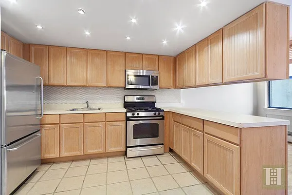 Rented by Halstead Real Estate | media 2