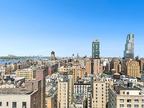 3rd image of 275 W 96th St #29DE