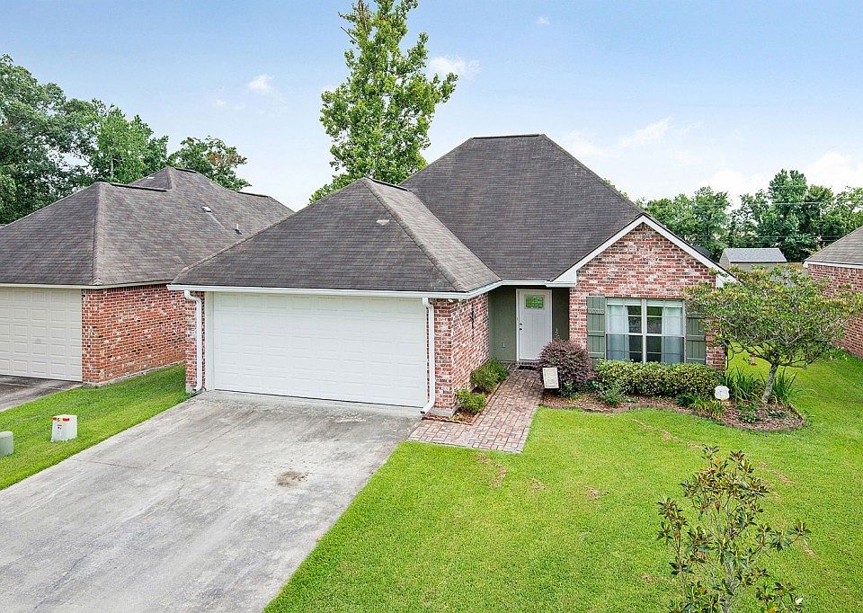 1st image of 40313 Creekway Cove Ct