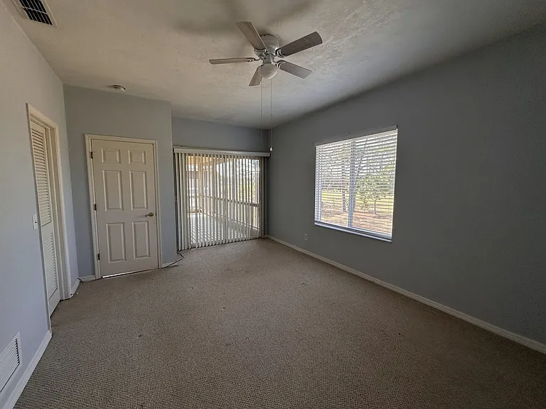 35 Magnolia Dr S — Photo 19