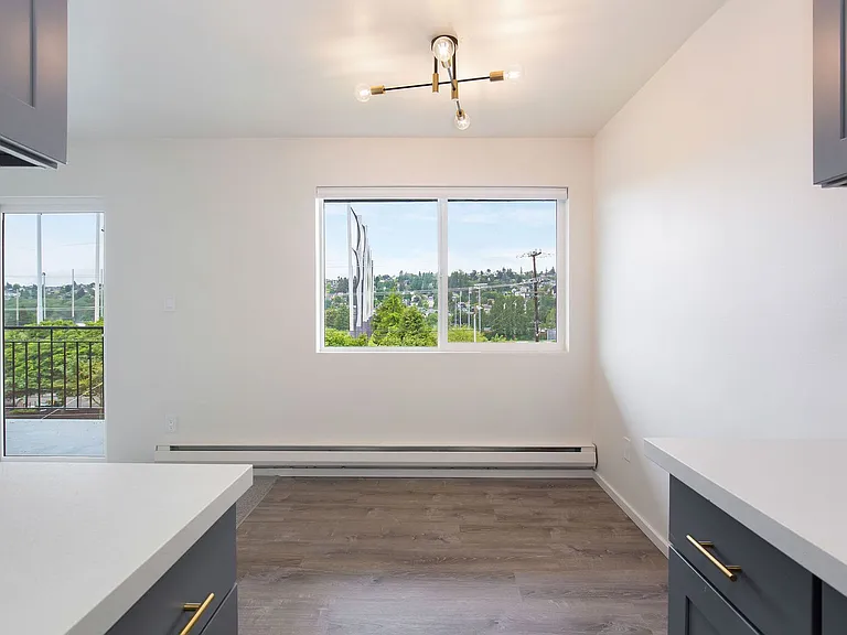Barrett Apartments — Photo 5