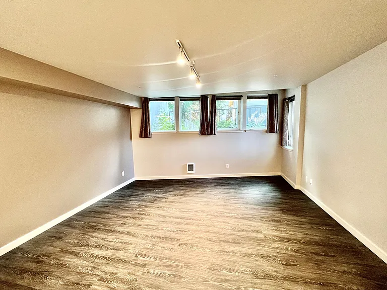 McCormick View — Photo 26