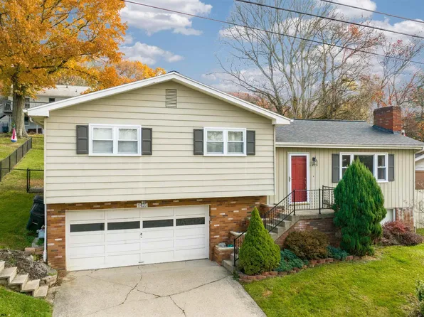 1428 Dogwood Ave, Morgantown, WV 26505