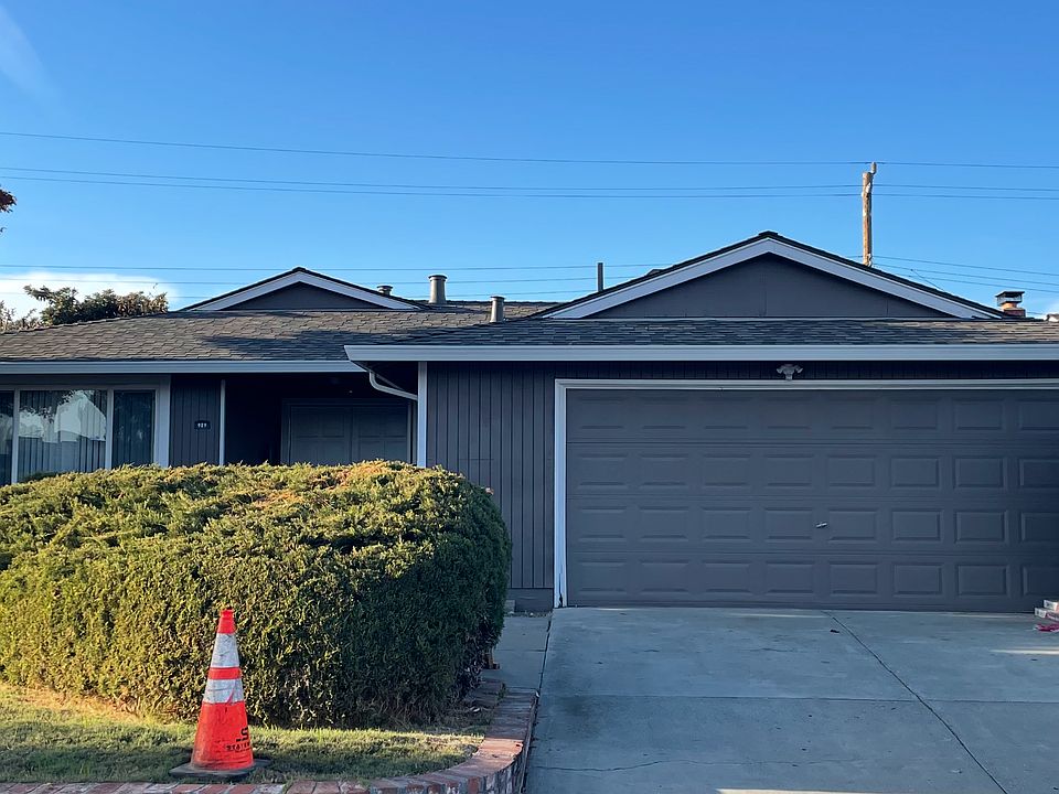 1st image of 989 Idlewood Dr #2