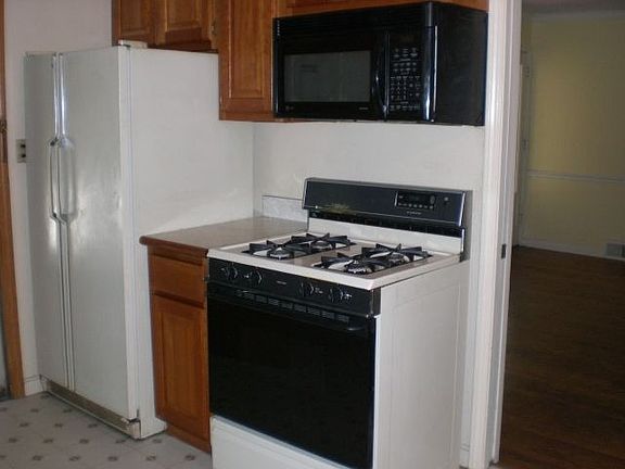 2nd image of 14433 E Carroll Blvd
