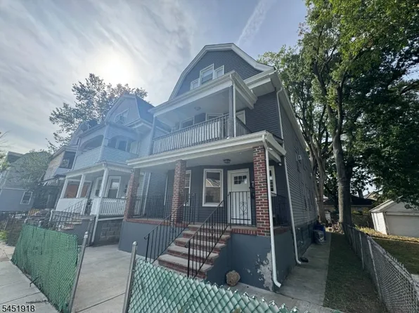285 Amherst St, East Orange City, NJ 07018