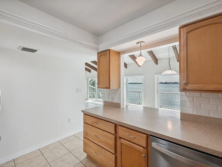 1401 Gulf Blvd #206 — Photo 27