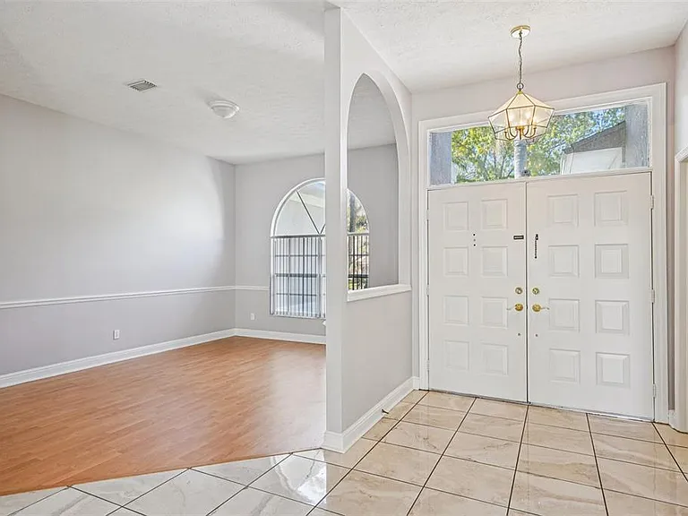 918 Academy Dr — Photo 7