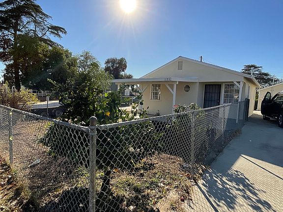 2nd image of 11931 Laurel Ave