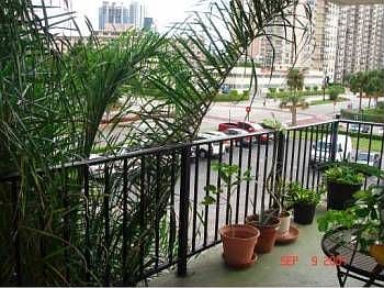 4th image of 250 174th St APT 205